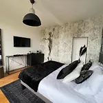 Aurefees Bed & Breakfast 3*