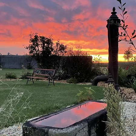 Bed and breakfast Aurefées 3*